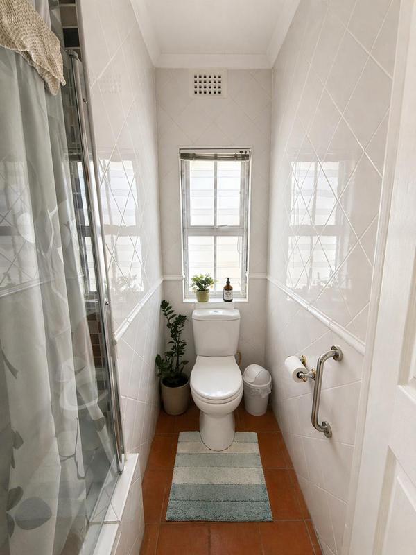 2 Bedroom Property for Sale in Harfield Village Western Cape